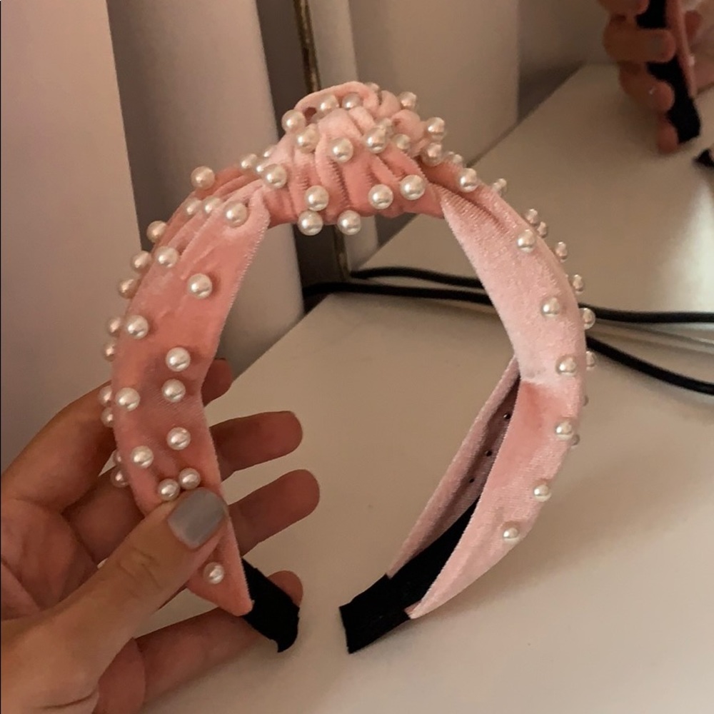 Pearl knot headband NWOT